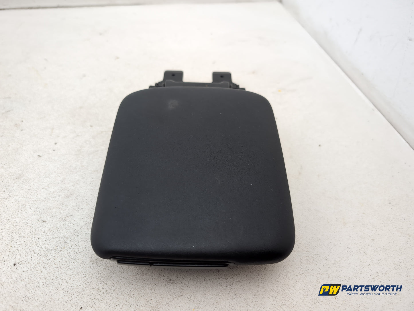 Centre Console Armrest 1