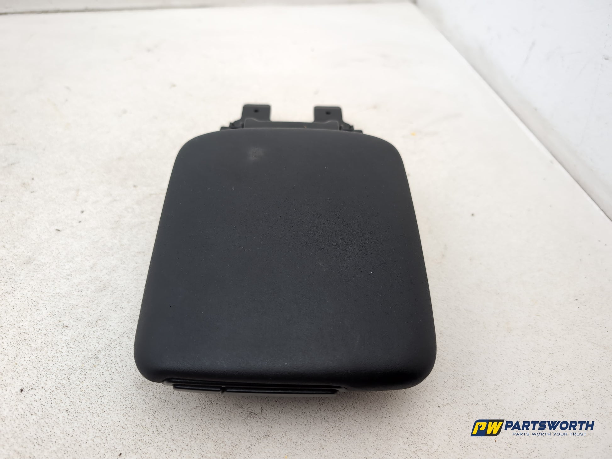 Centre Console Armrest 1