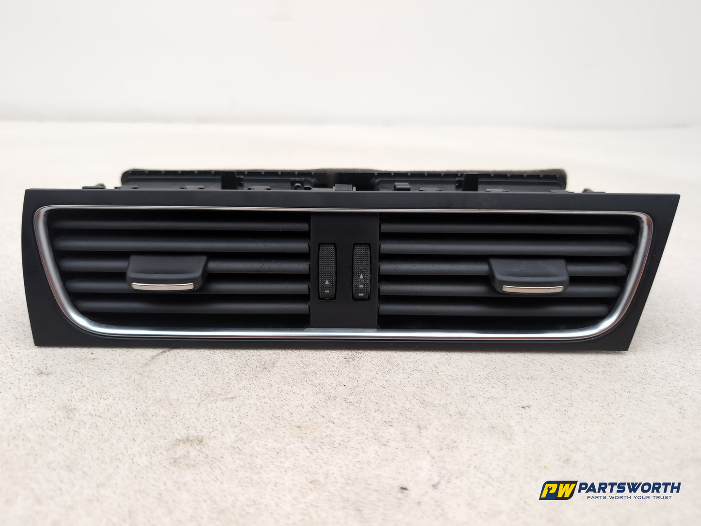 Dashboard Trim With Air Vent  1
