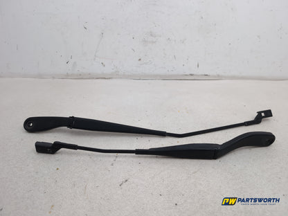 Wiper Front Arm 1