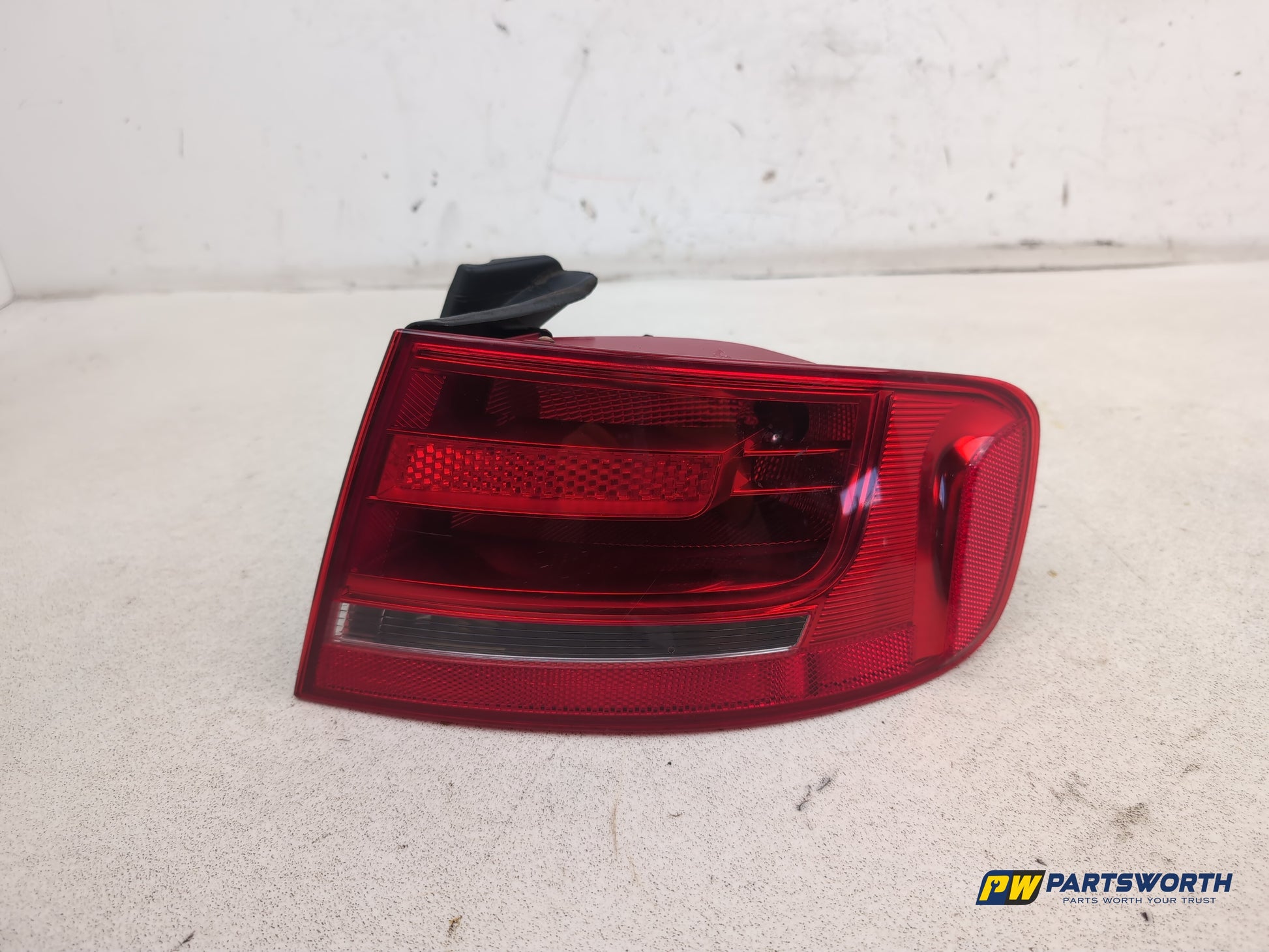 Lamp Assembly Rear RH 1