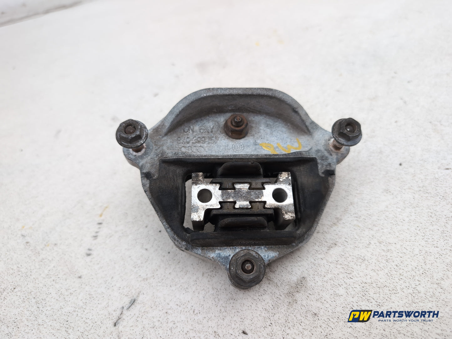 Transmission Mounting Bracket 1