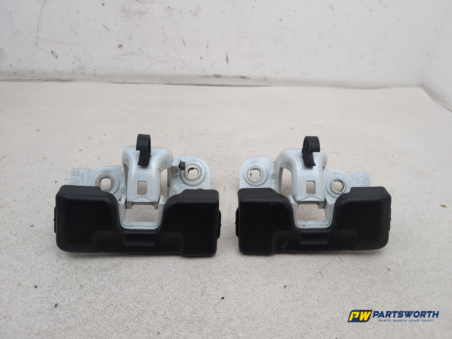 Misc Hinge 1