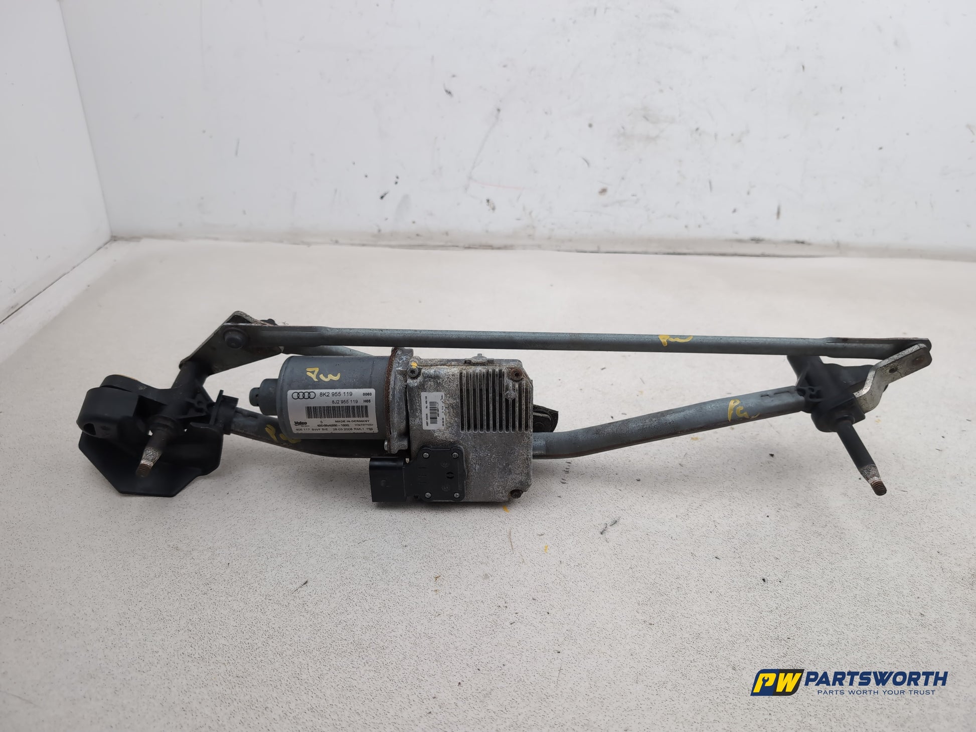 Front Wiper Motor & Mechanism / Linkage 1