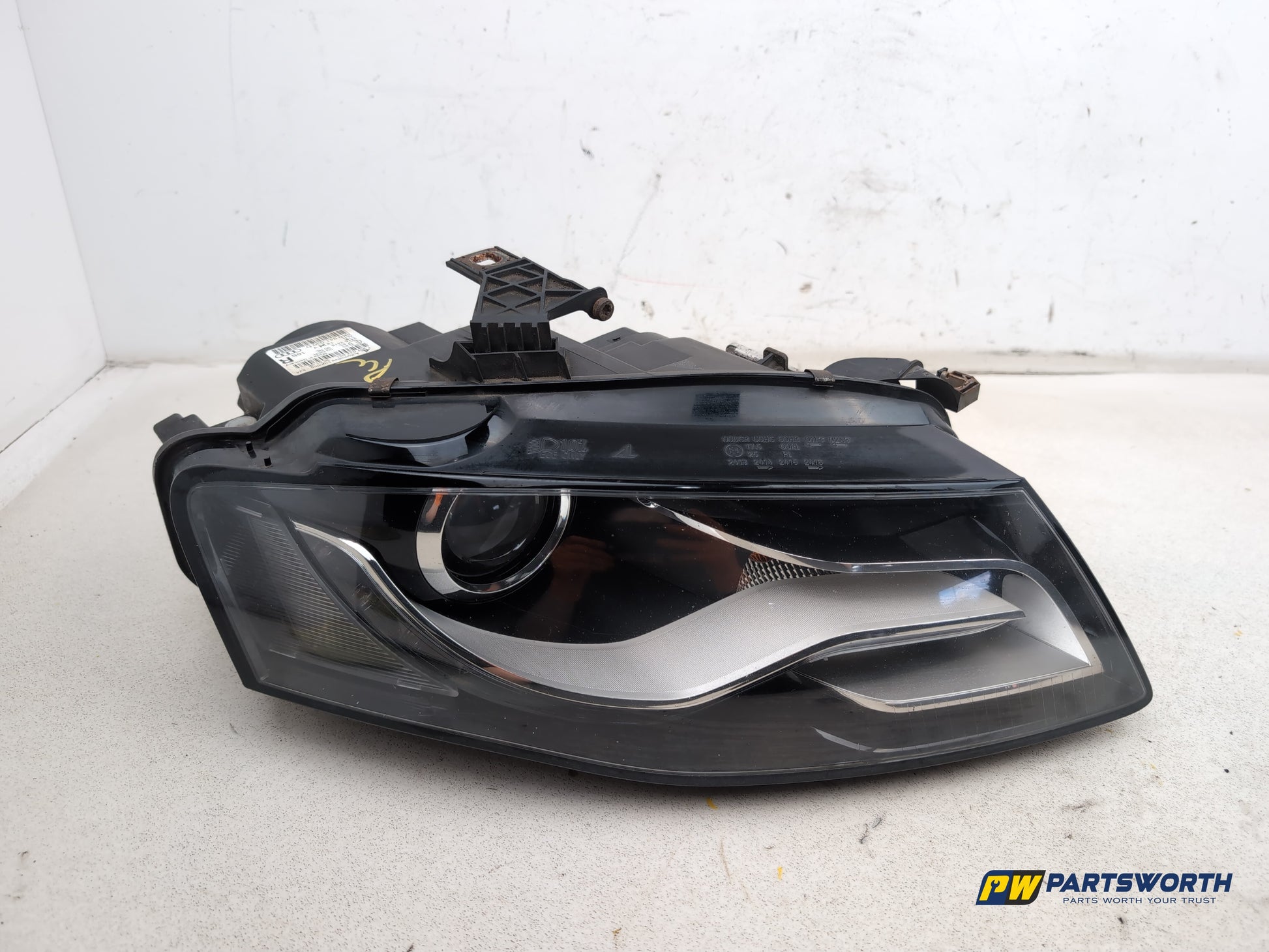 Headlamp RH 1