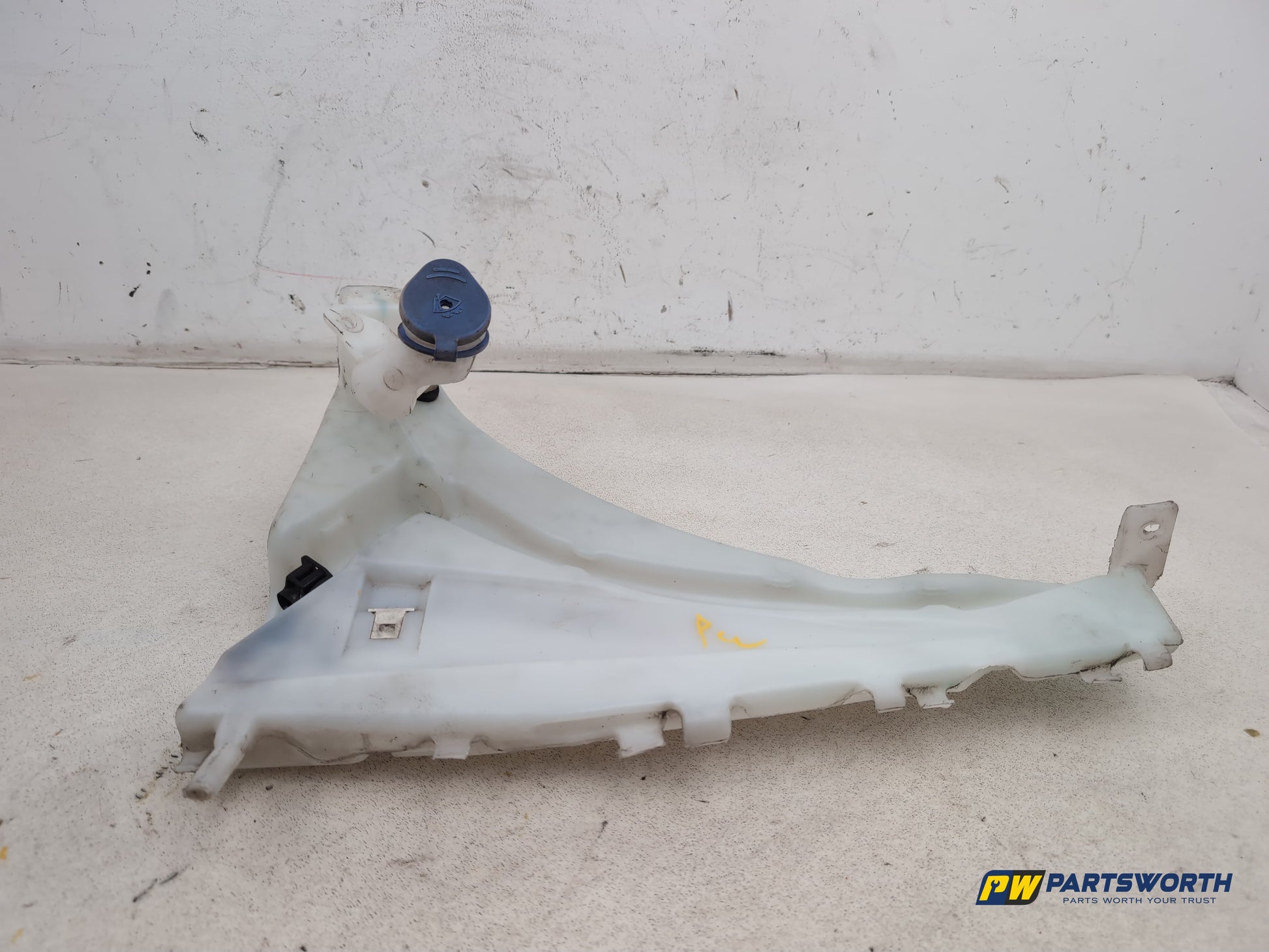 Washer Bottle Windscreen 1
