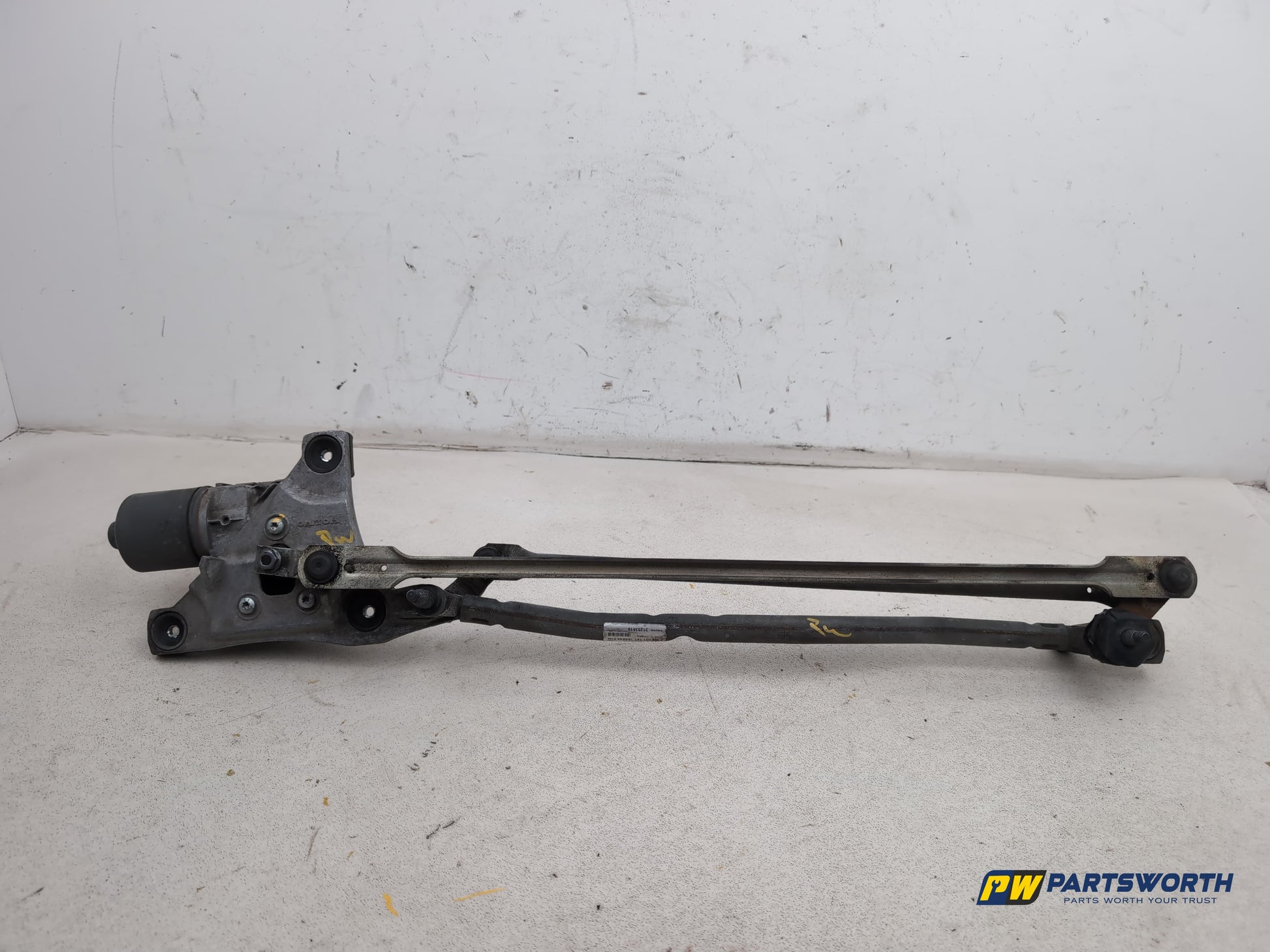 Front Wiper Motor & Mechanism / Linkage 1