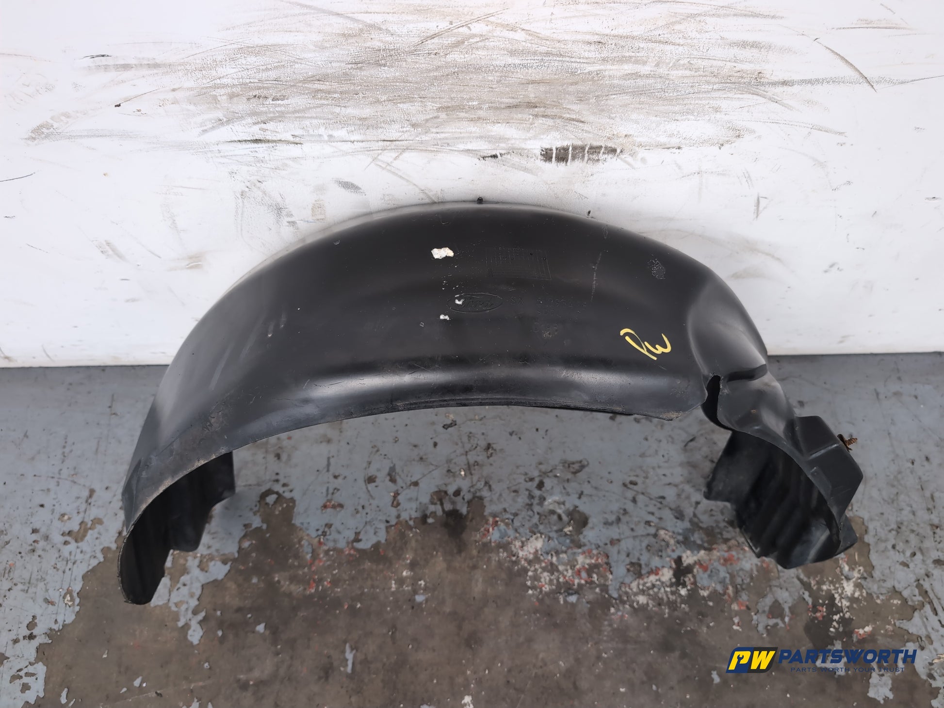 Moulding Wheel Arch Rear LH 1