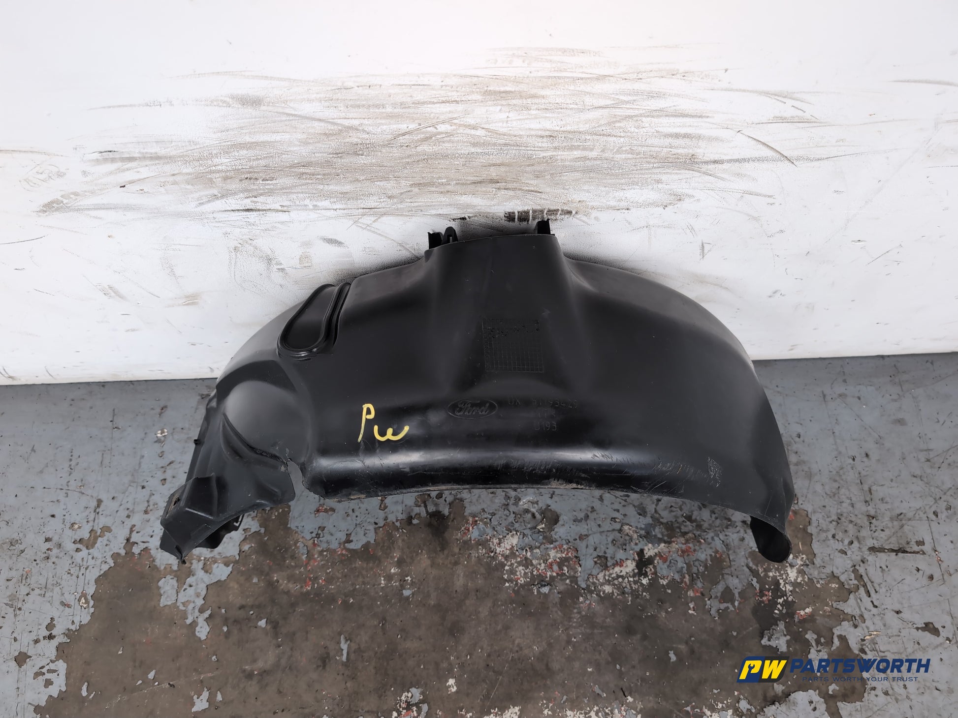 Moulding Wheel Arch Rear RH 1