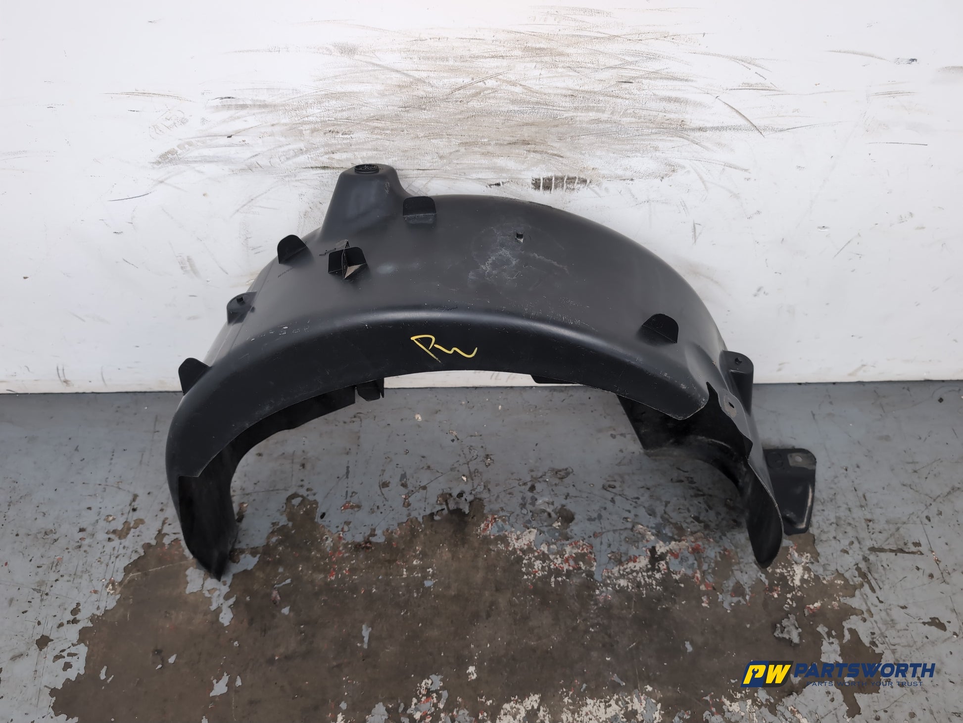 Moulding Wheel Arch Rear LH 1
