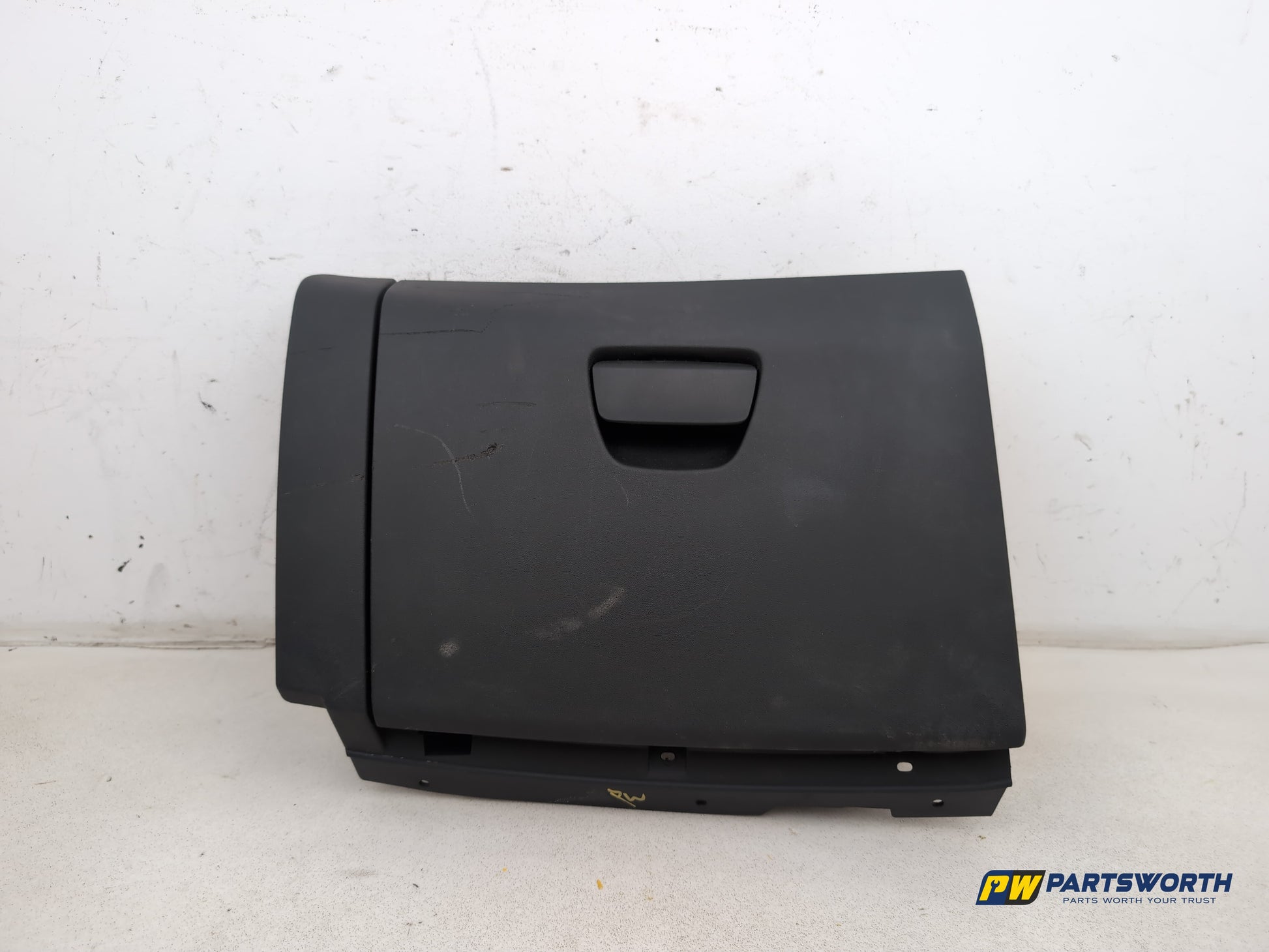 Glove Compartment Assembly 1