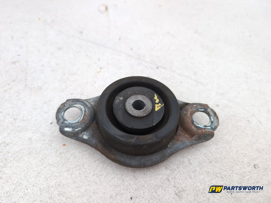 Transmission Mounting Bracket 1