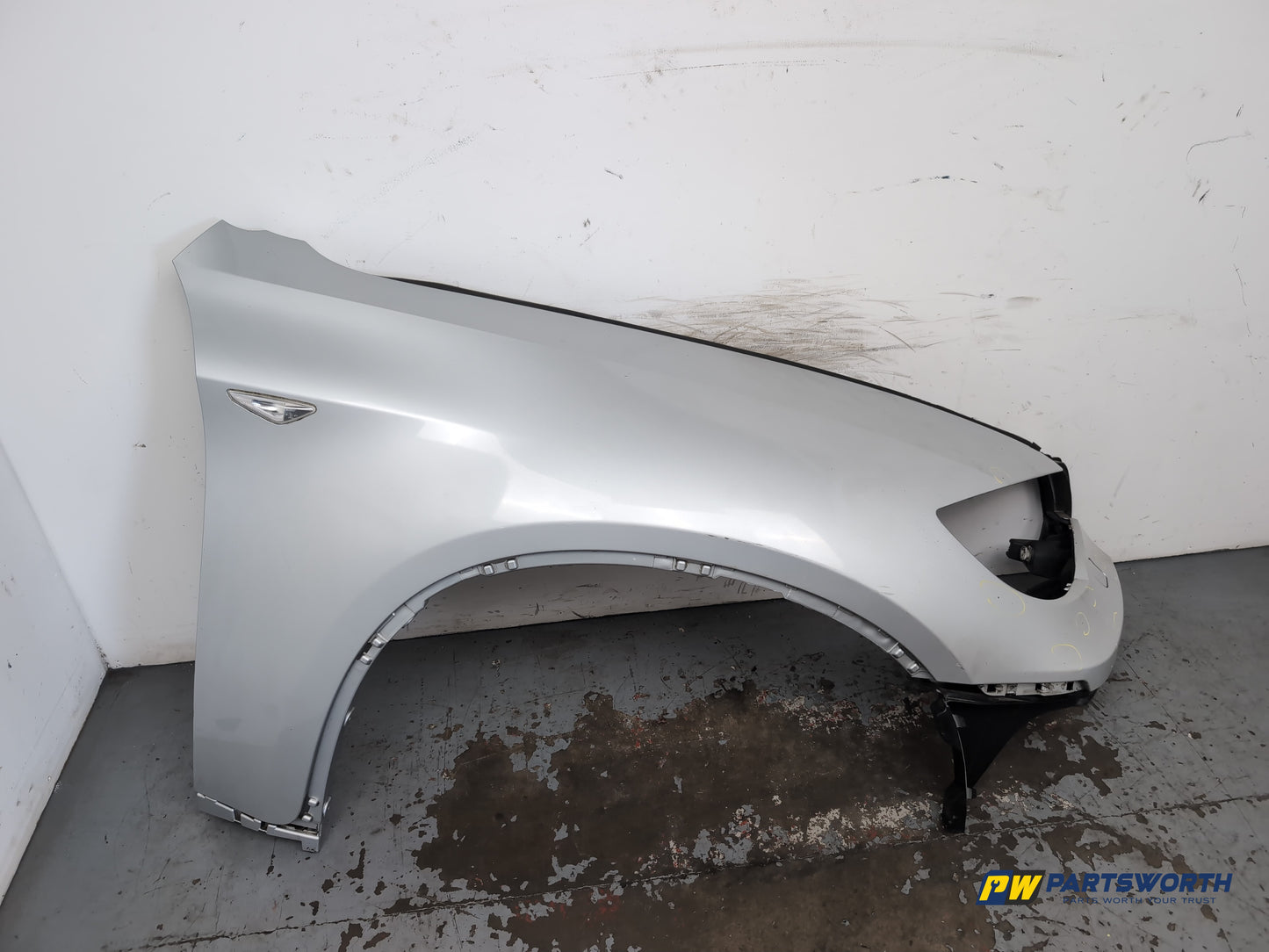 Wing Front RH 1