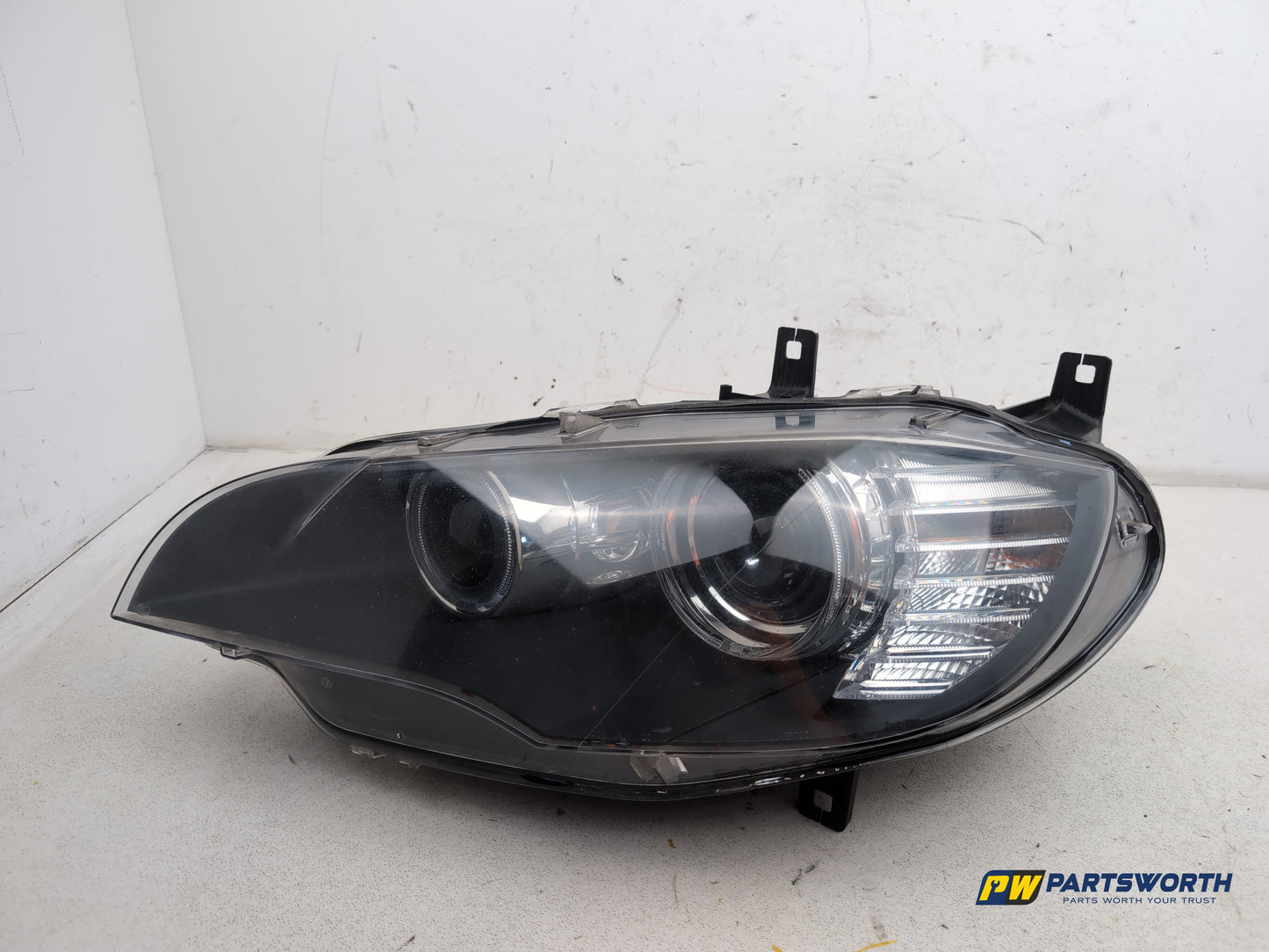 Headlamp LH 1