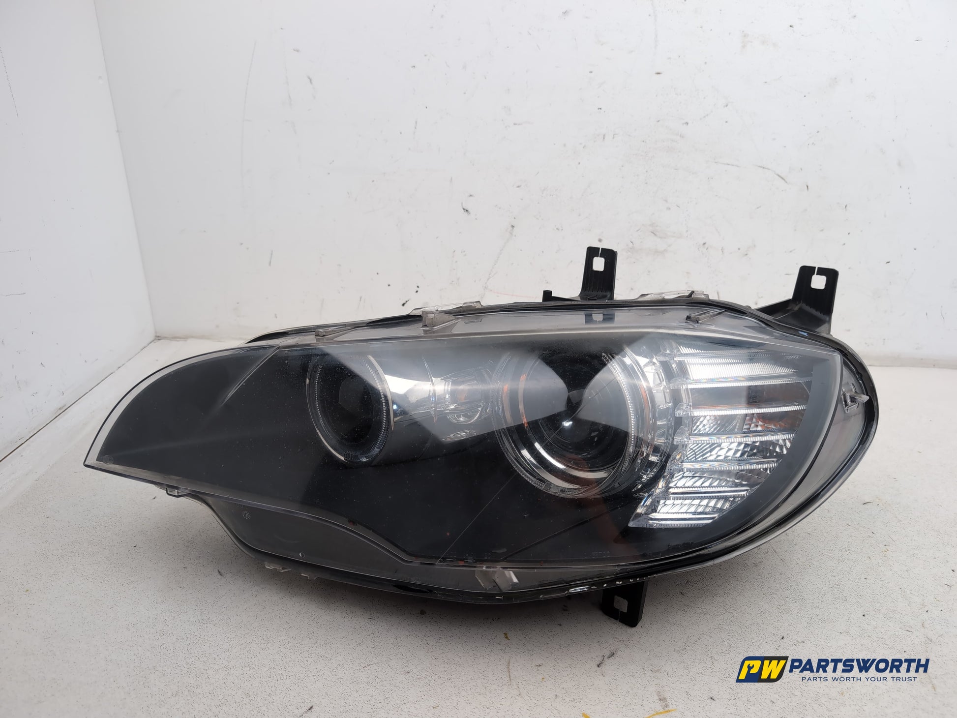 Headlamp LH 1