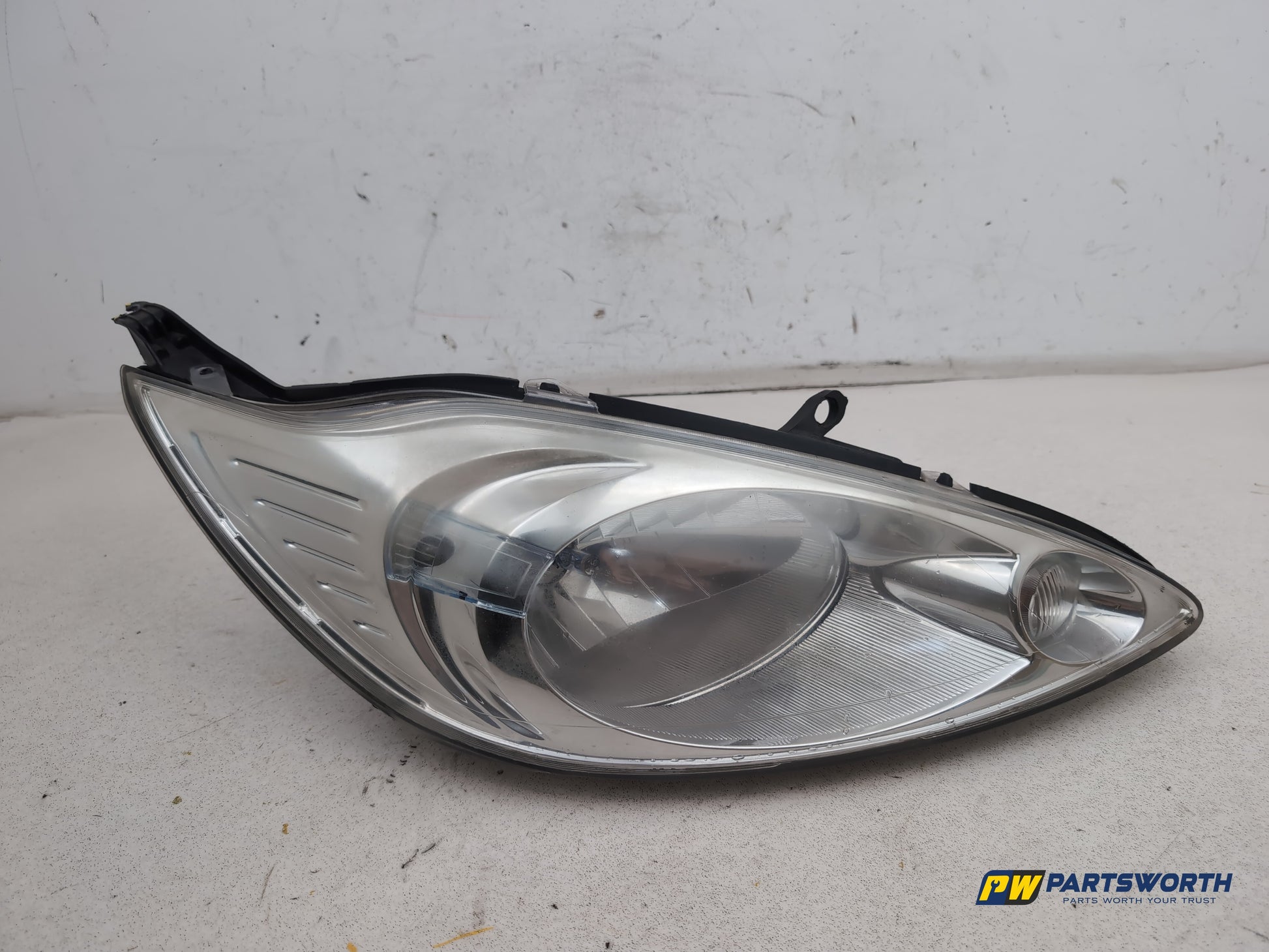 Headlamp RH 1