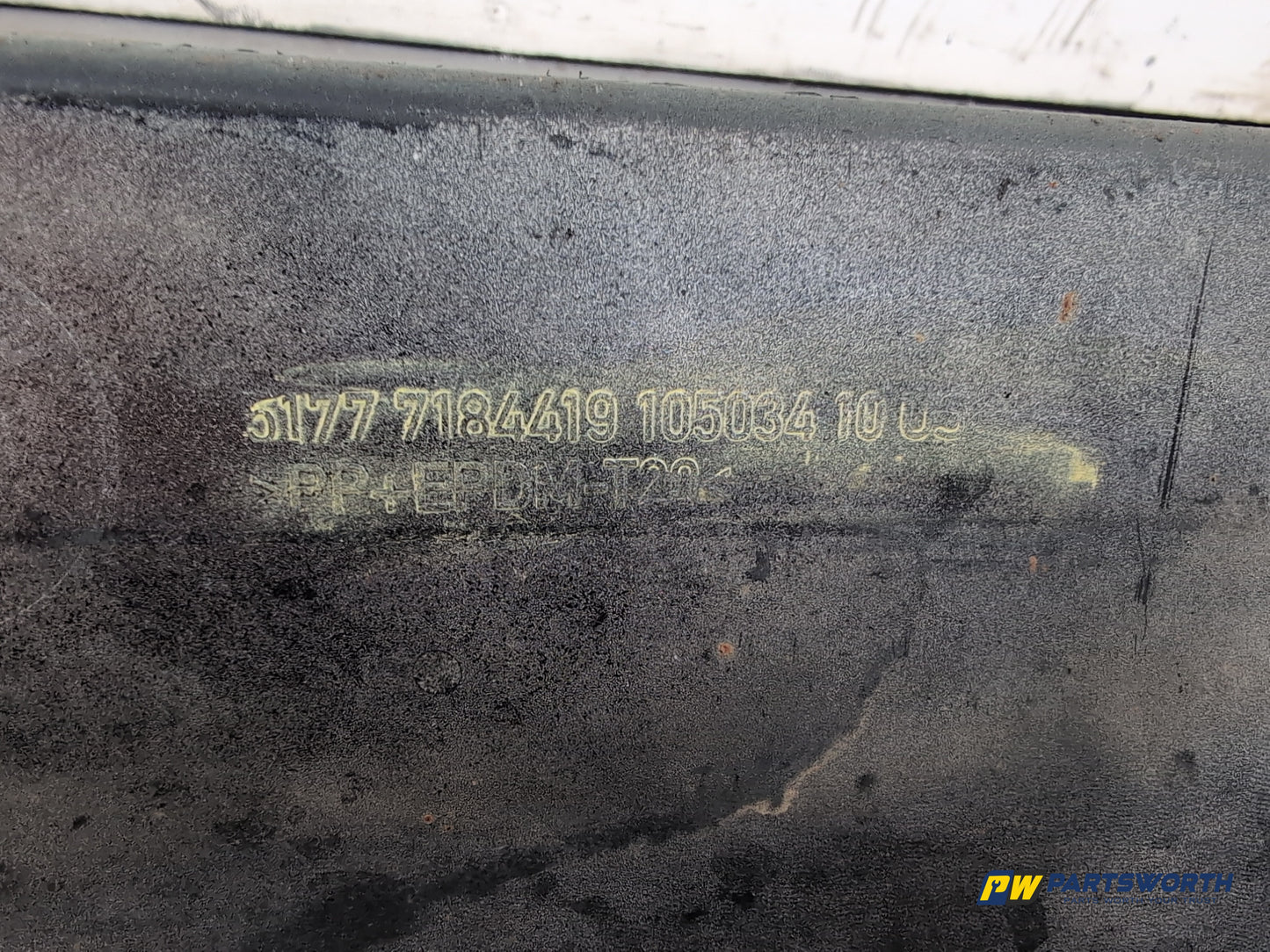 Side Skirt LH 5