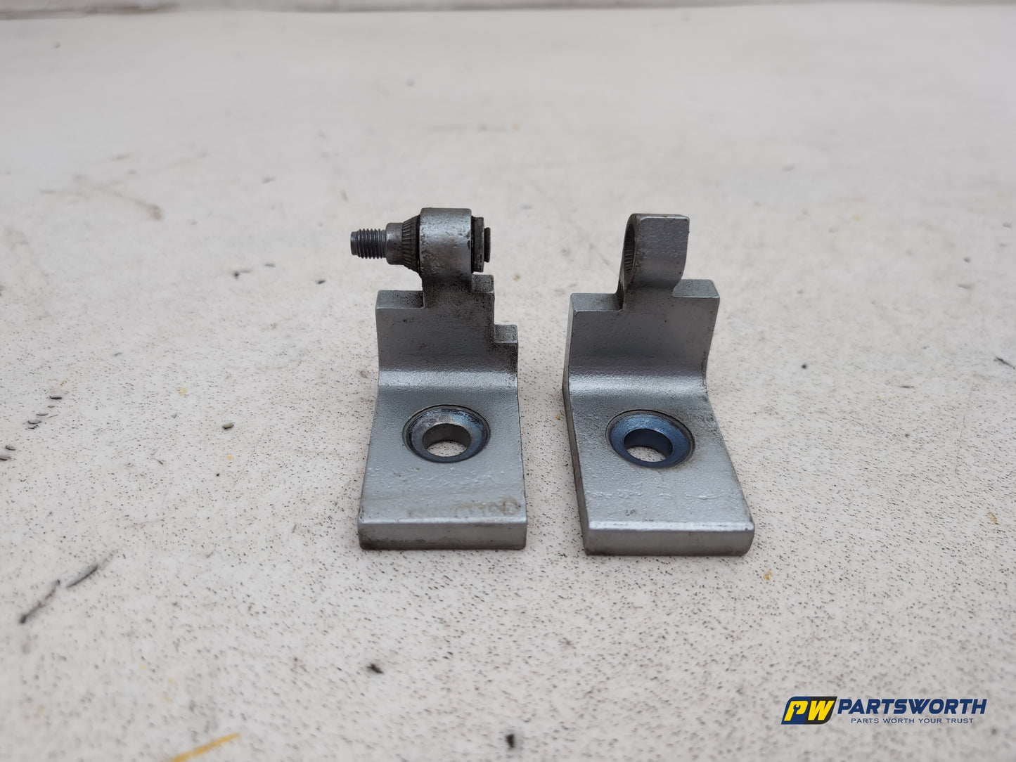 LH Front Door Hinge Pair  1