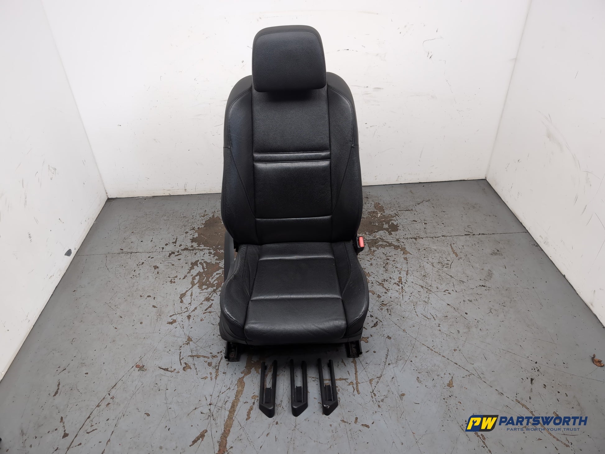 Seat Front RH 1
