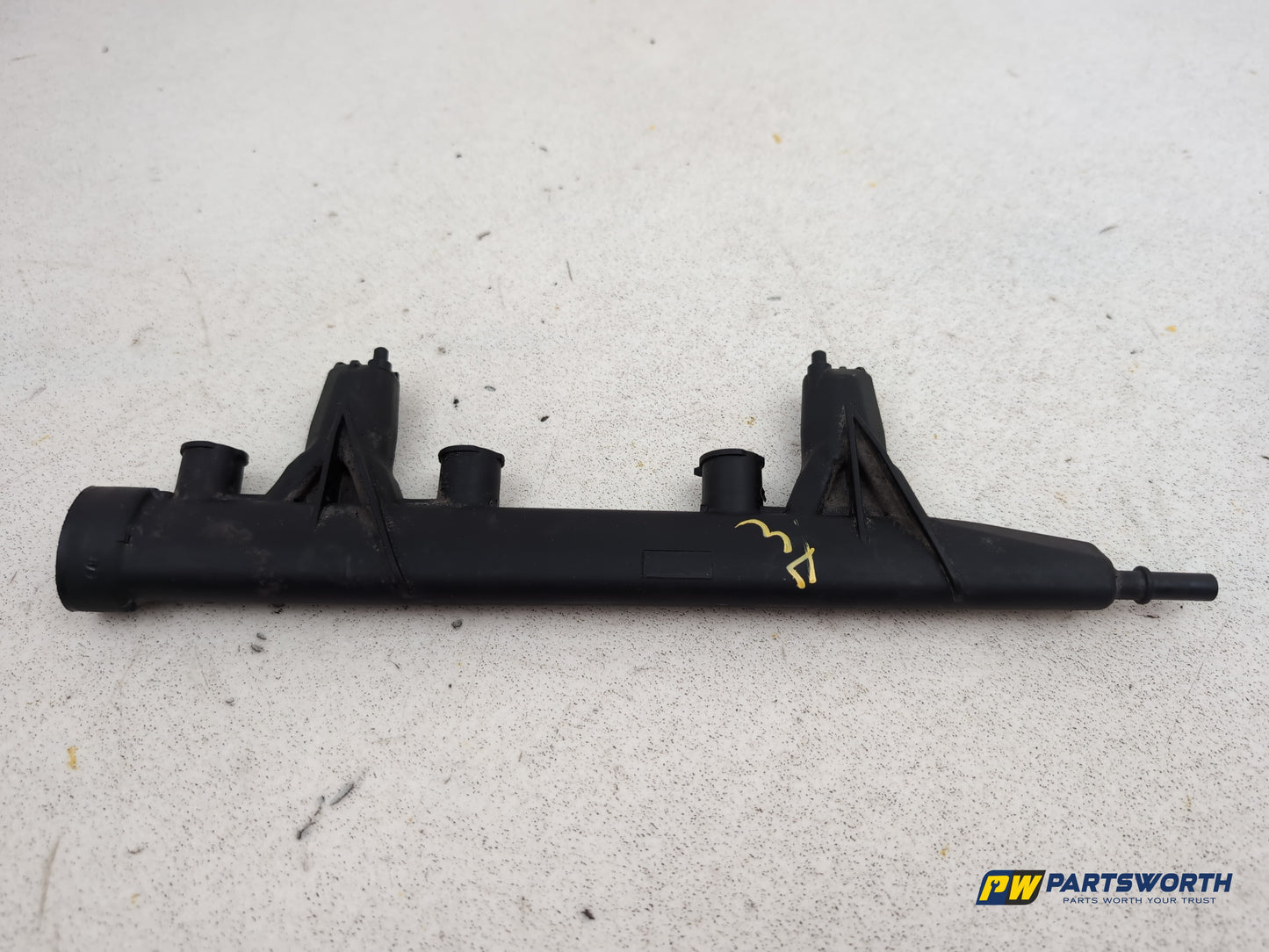 Fuel Rail 1