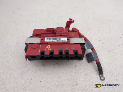Positive Pole Battery Power Boot Distribution Fuse Box 1