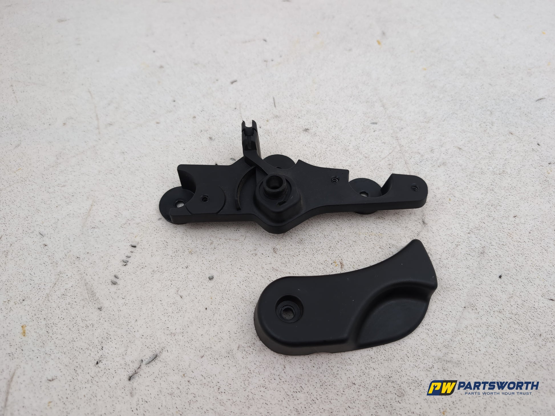 Bonnet Release Handle 1