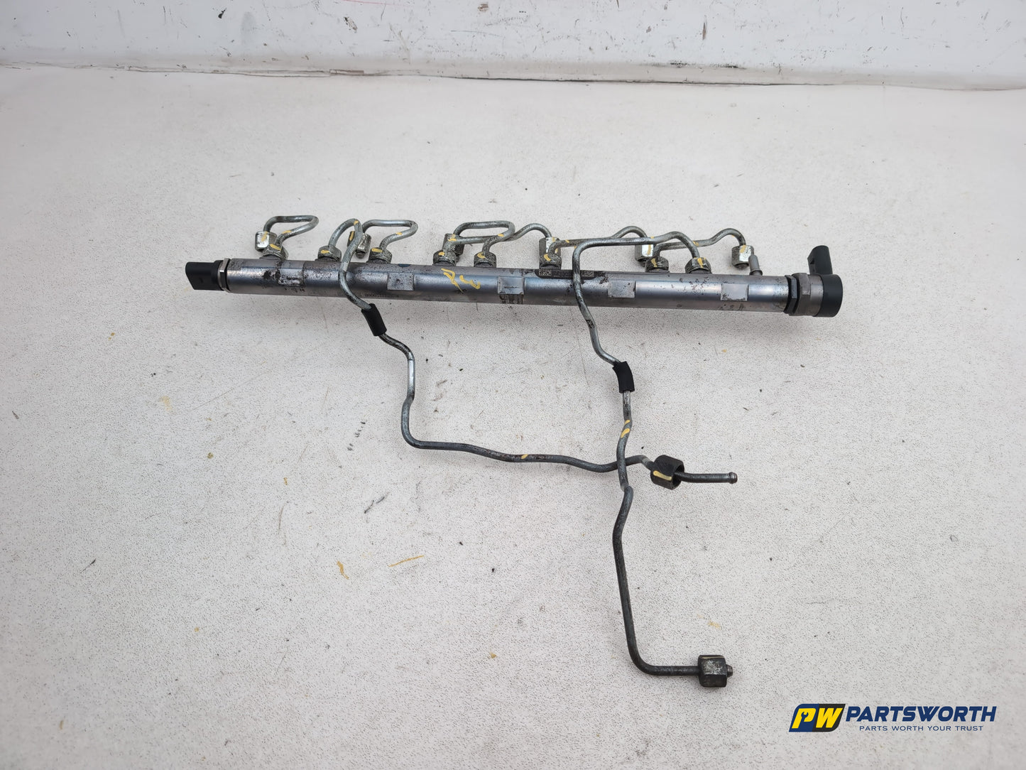Fuel Rail 1