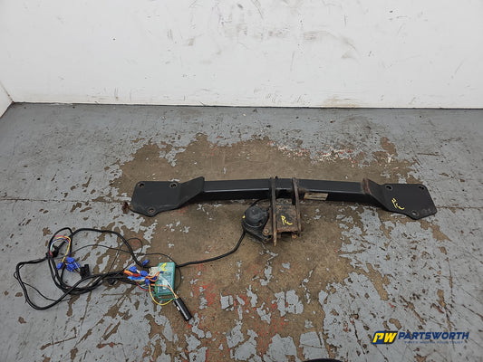 Bmw 1 Series 120d Se E87 Hatchback 2.0l Diesel Tow Bar 2004-2011