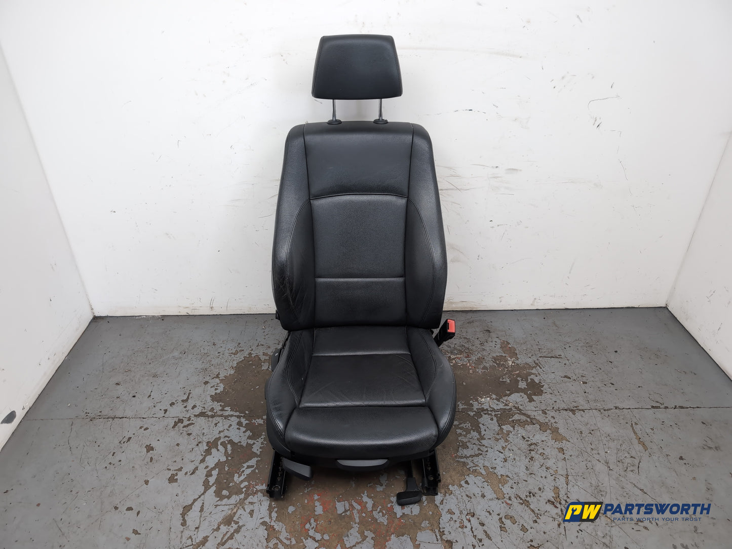 Seat Front RH 1