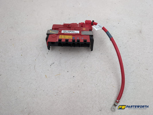 Positive Pole Battery Power Boot Distribution Fuse Box 1