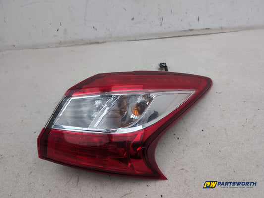 Nissan Pulsar Tekna Dig-T Lamp Assembly Rear Rh Driver Side 2014-2018