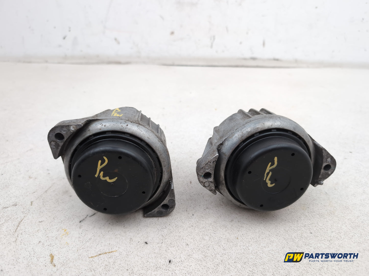 Engine Mounting Bracket 1
