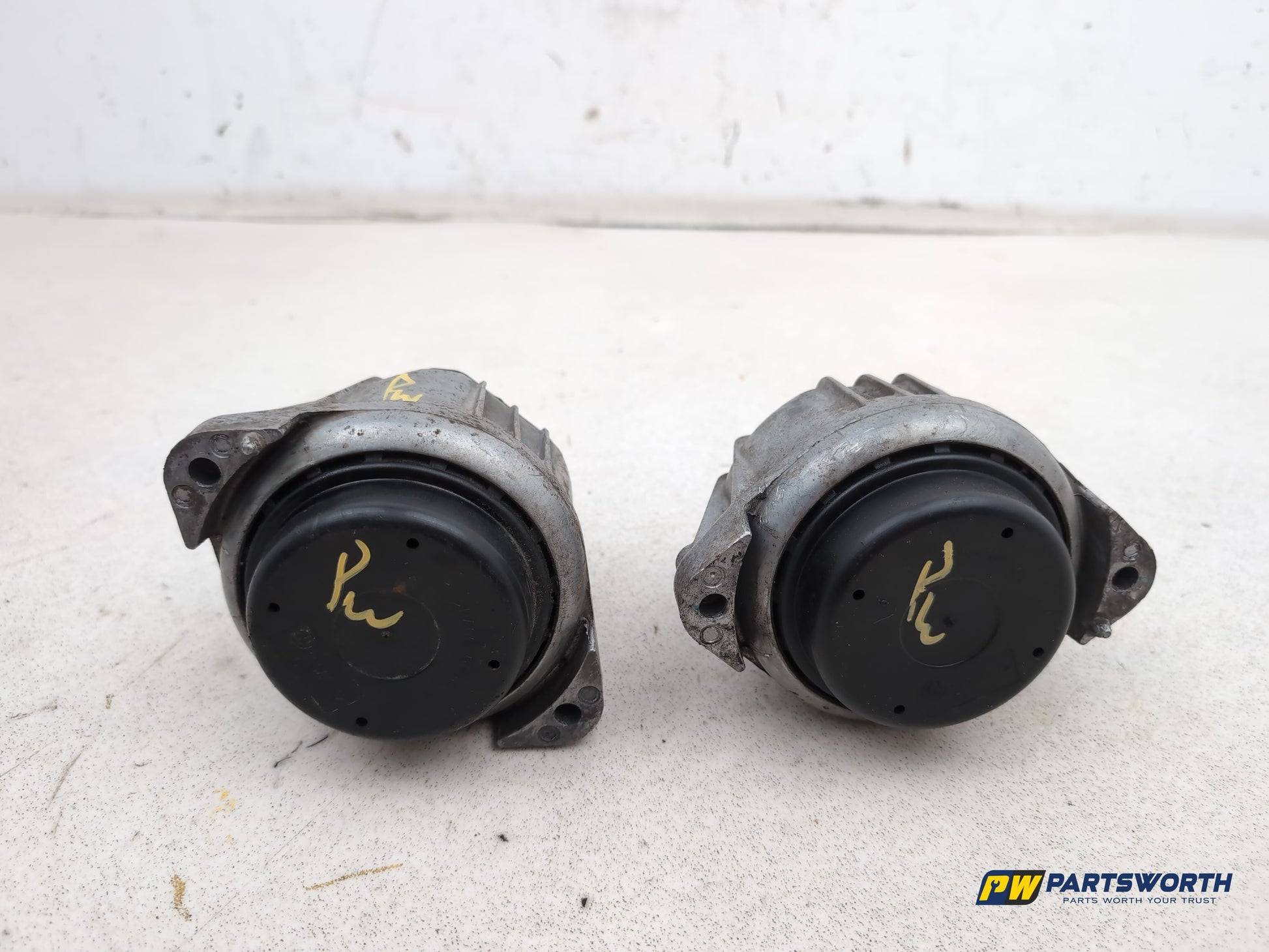 Engine Mounting Bracket 1