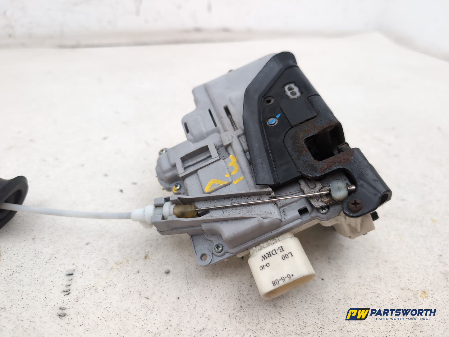 Door Lock Front RH 7