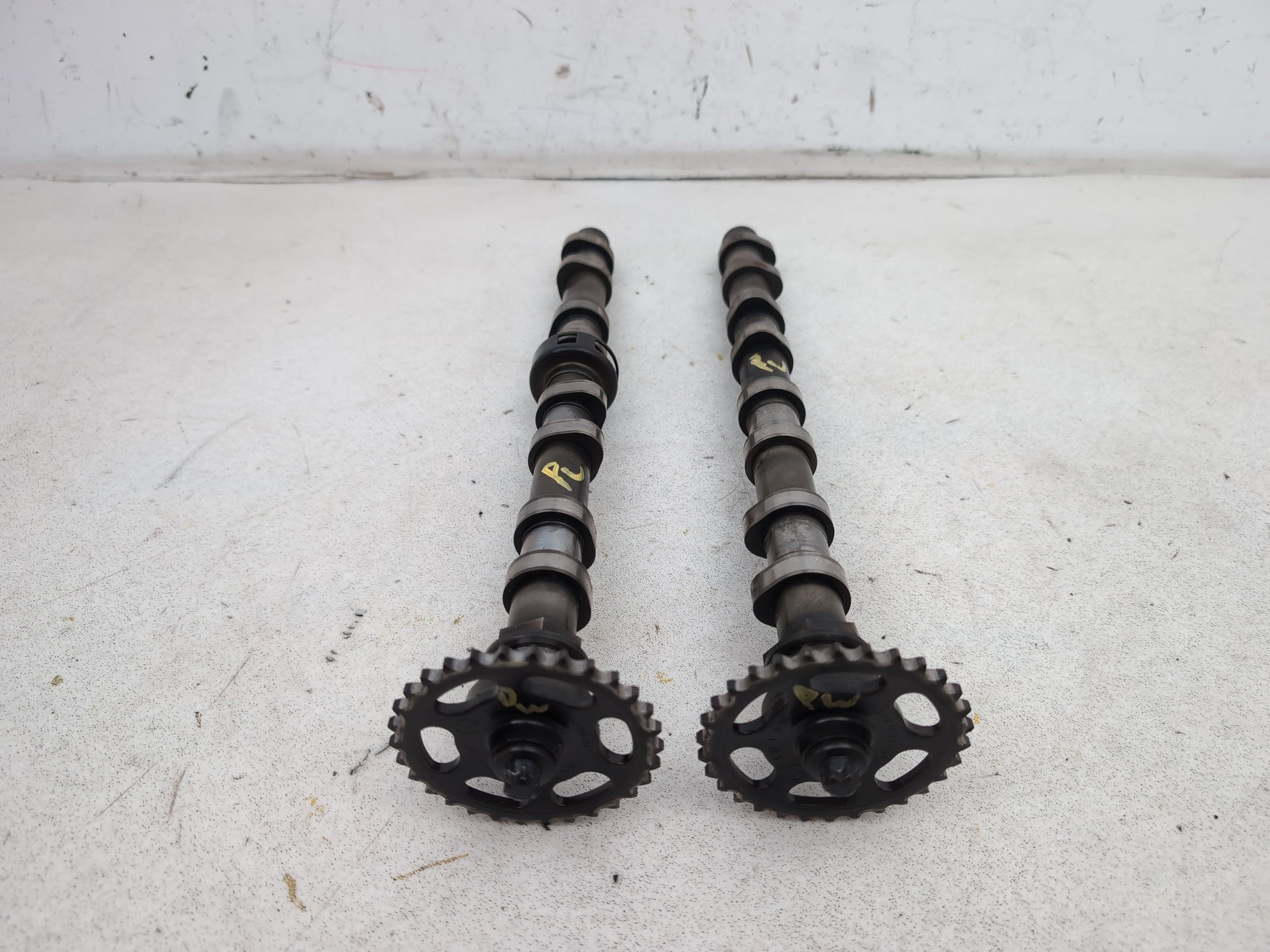 Mercedes-Benz C250 C-Class C204 2.1l Diesel Camshafts Pair A6510520001 2015-2021