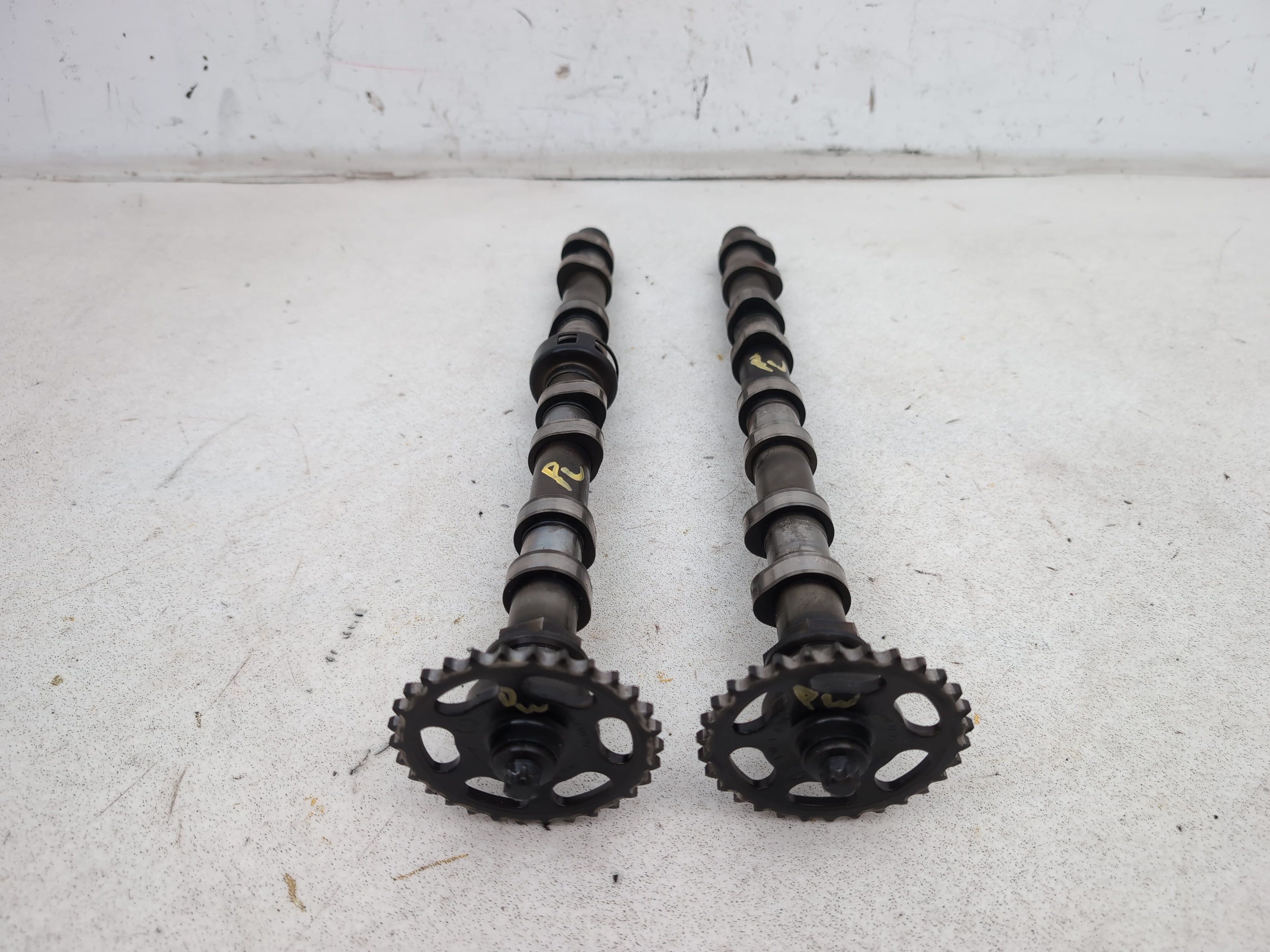 Mercedes-Benz C250 C-Class C204 2.1l Diesel Camshafts Pair A6510520001 2015-2021