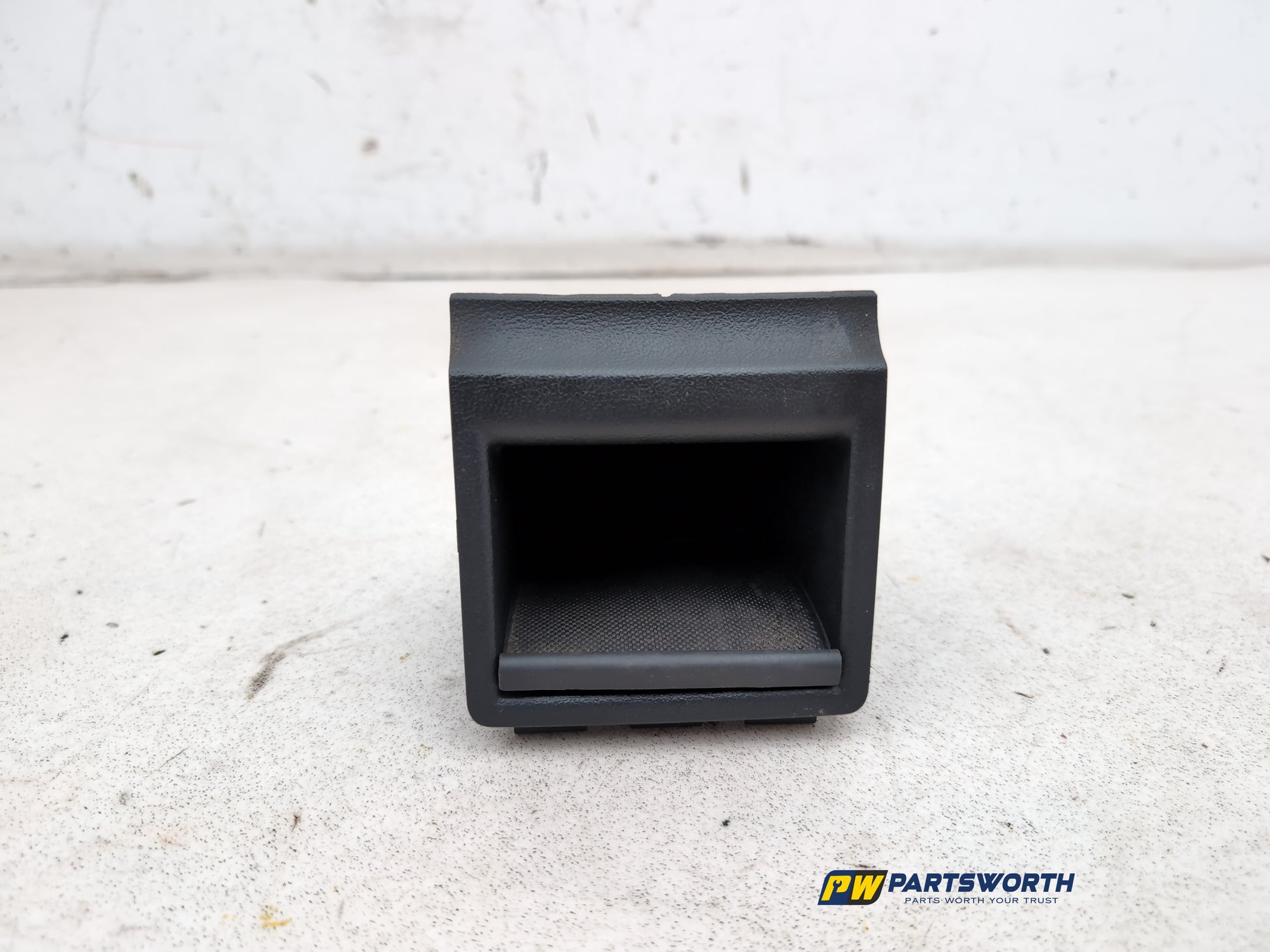 Centre Console Trim  1