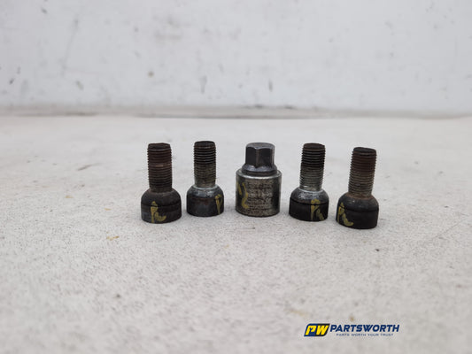 Wheel Trim 1