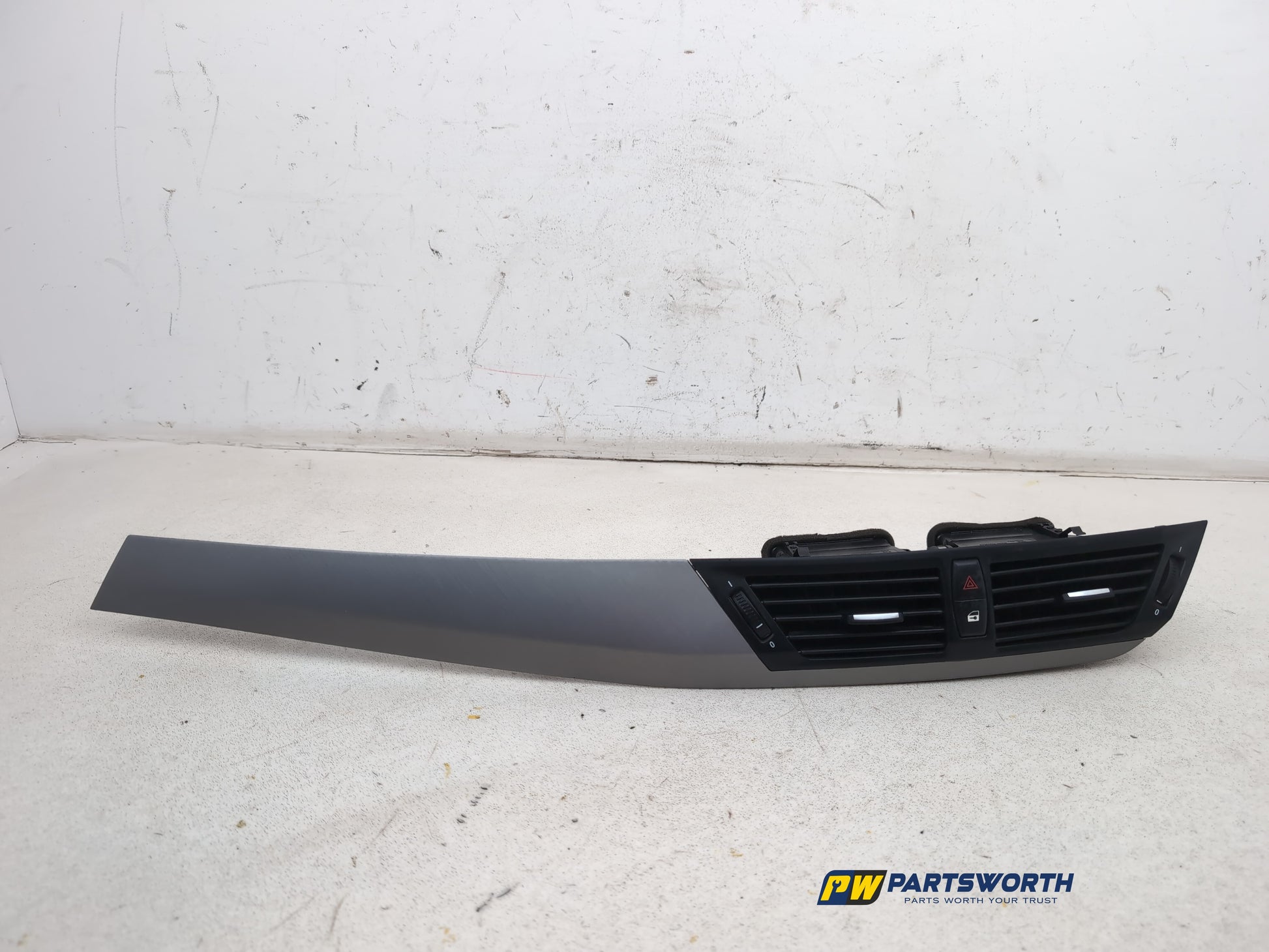 Dashboard Trim With Air Vent  1