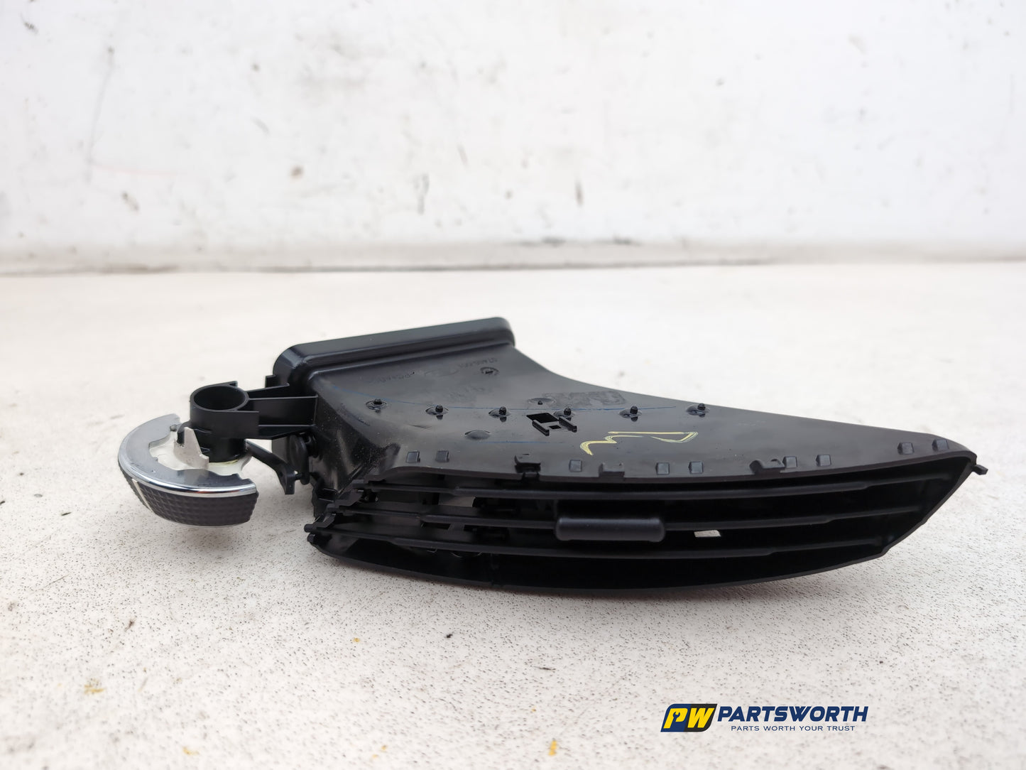 Dashboard Trim With Air Vent  1