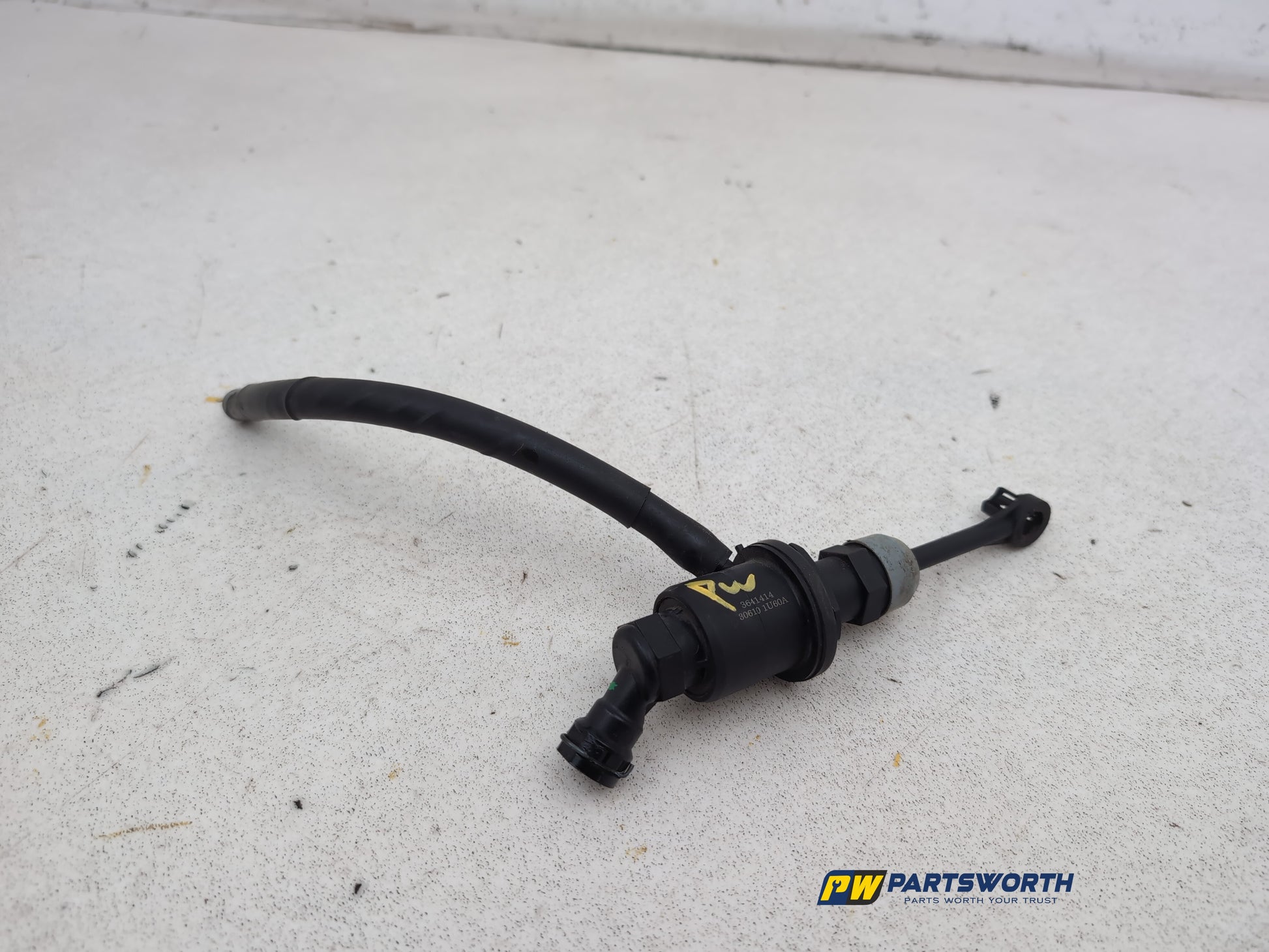 Clutch Master Cylinder 1