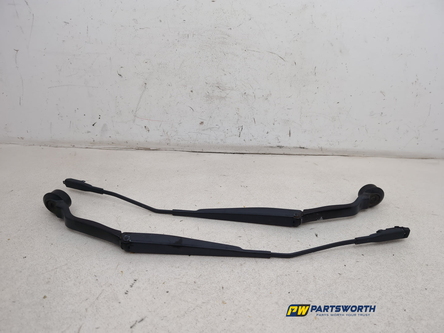Wiper Front Arm 1