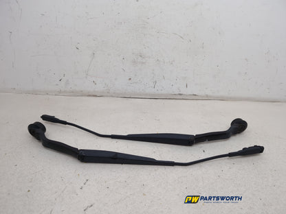 Wiper Front Arm 1