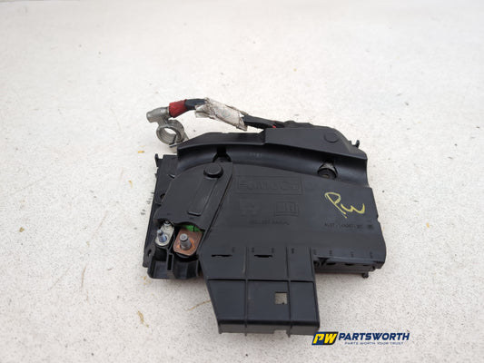Positive Pole Battery Power Boot Distribution Fuse Box 1