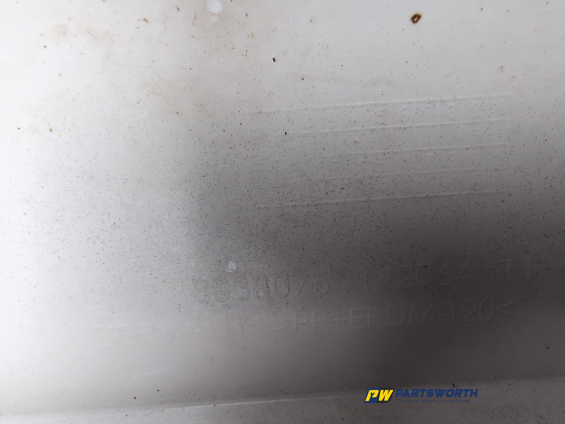 Side Skirt RH 6