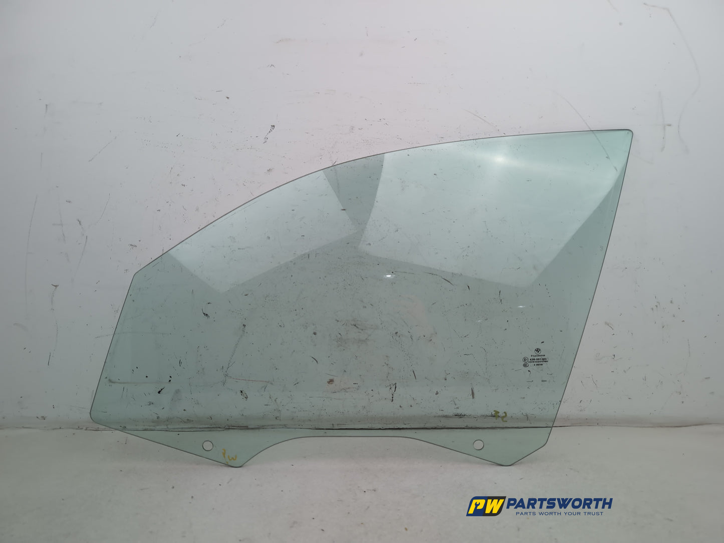 Door Glass Front LH 1