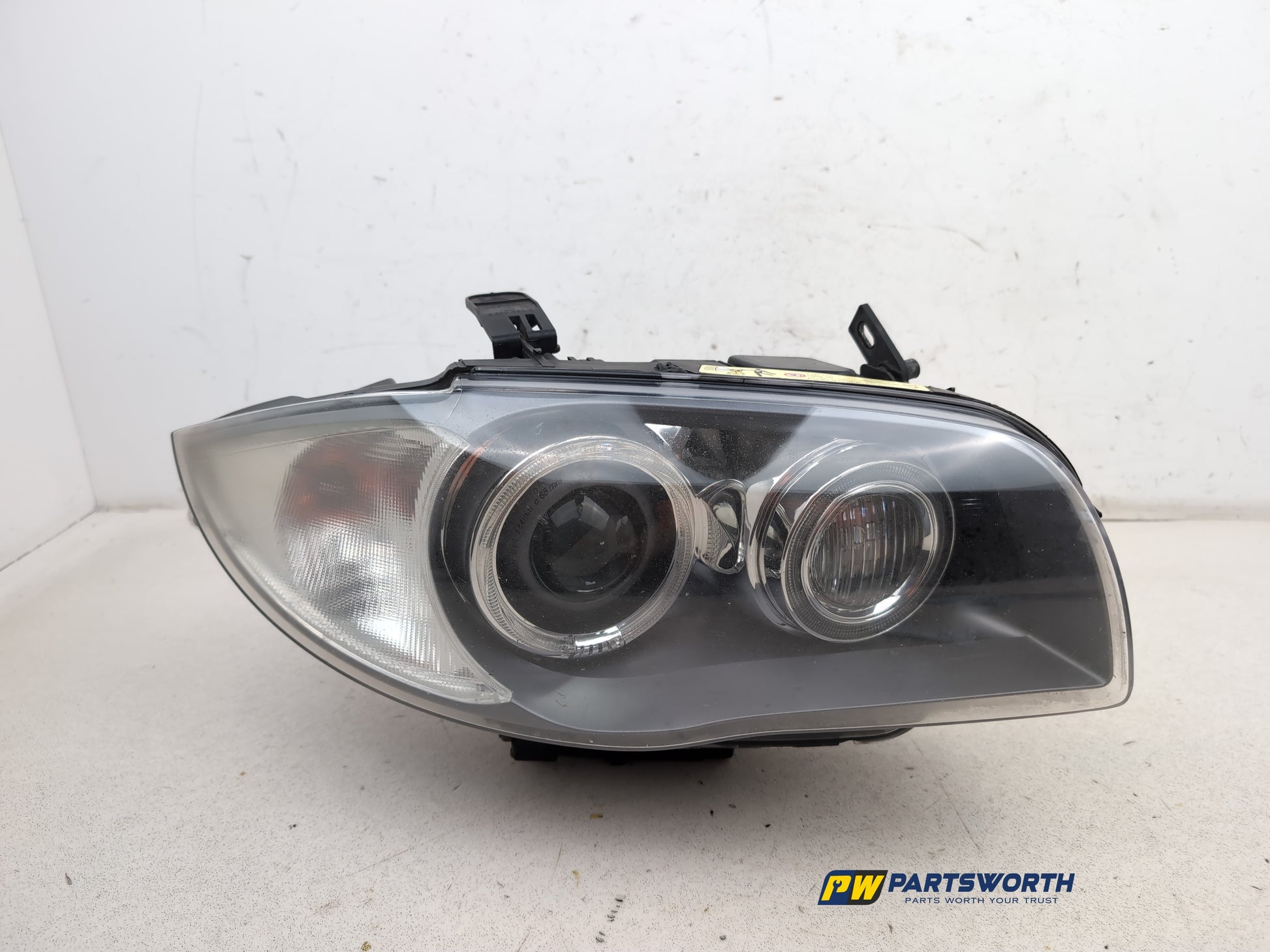 Headlamp RH 1
