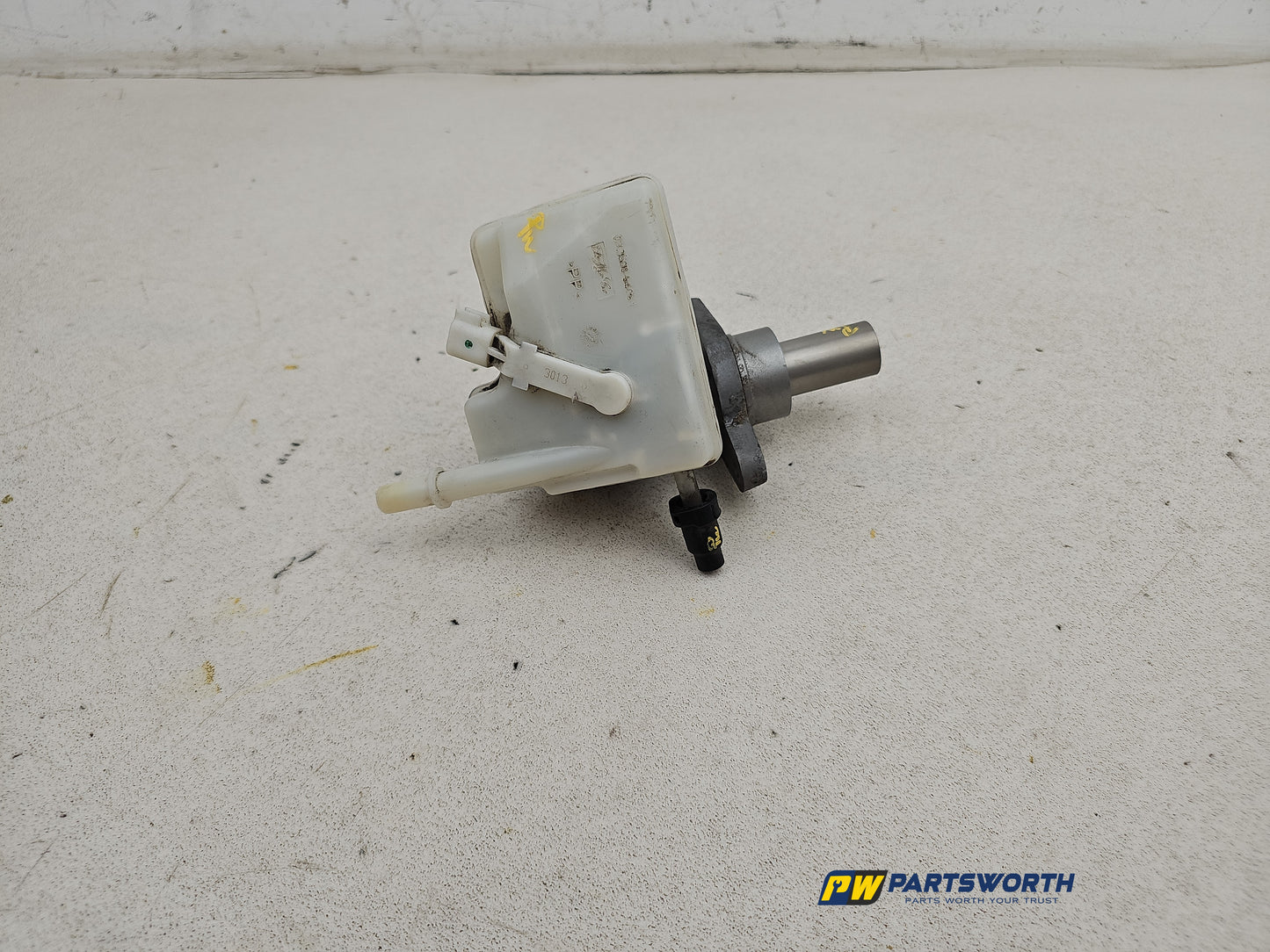 Brake Master Cylinder Assembly 1