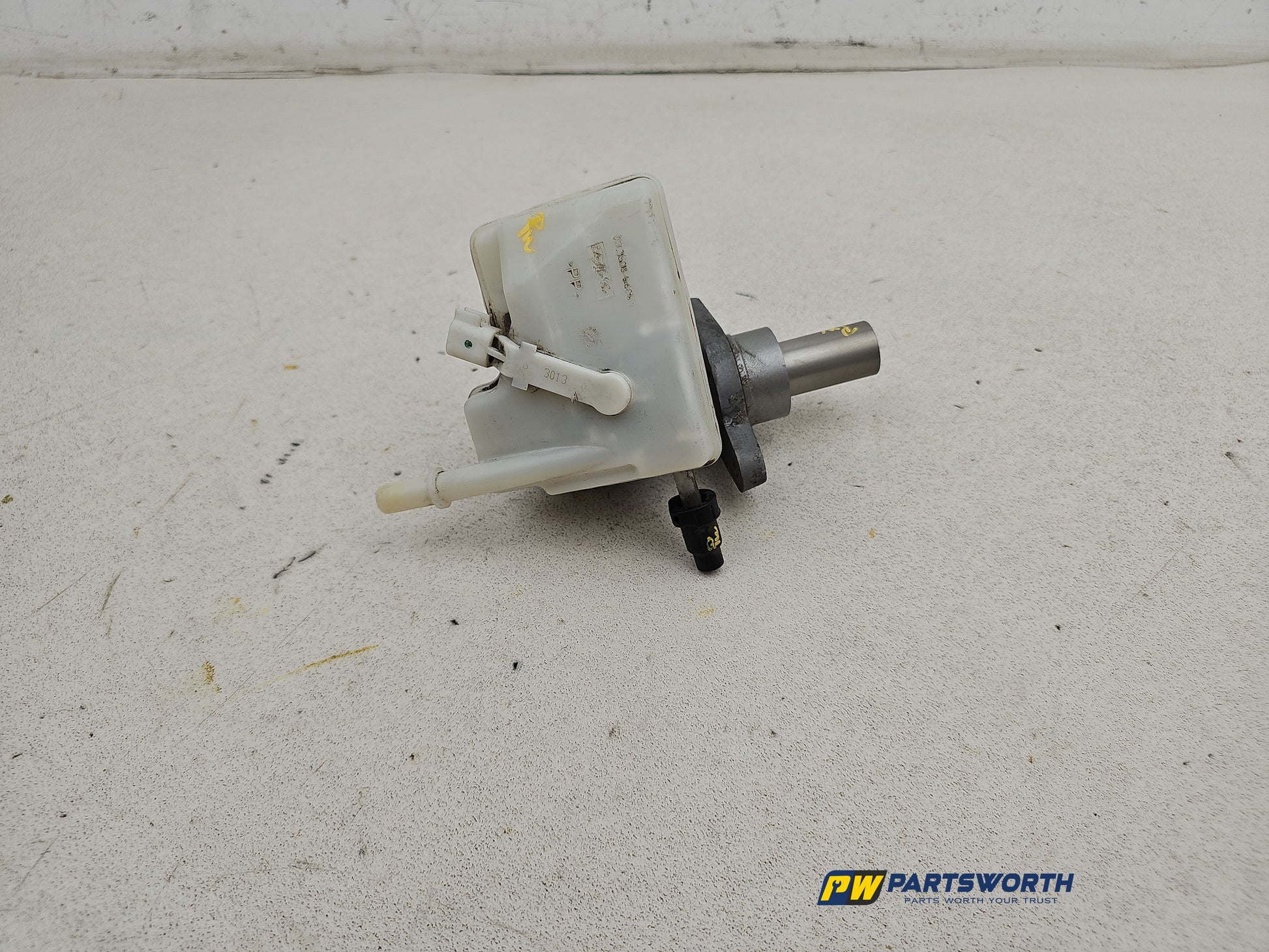 Brake Master Cylinder Assembly 1