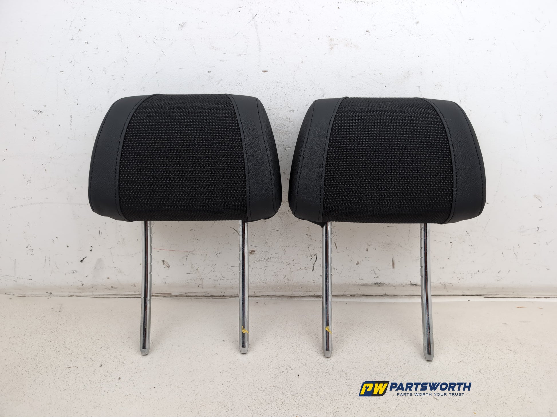 Headrest Front Pair 1